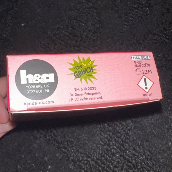 Dr. Seuss The Grinch Set of 24 False Christmas Nails with Glue Brand New In Box - Picture 4 of 5